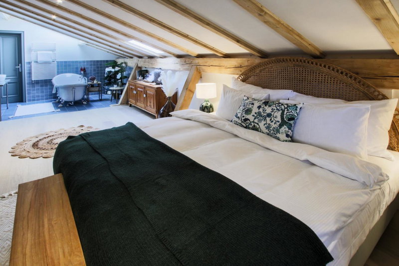 Chalet Antoine serviced Apartments by Mirabeau, Zermatt, Switzerland