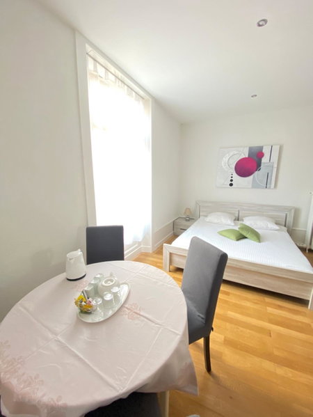 B&B Guest House Du Lac, Montreux, Switzerland