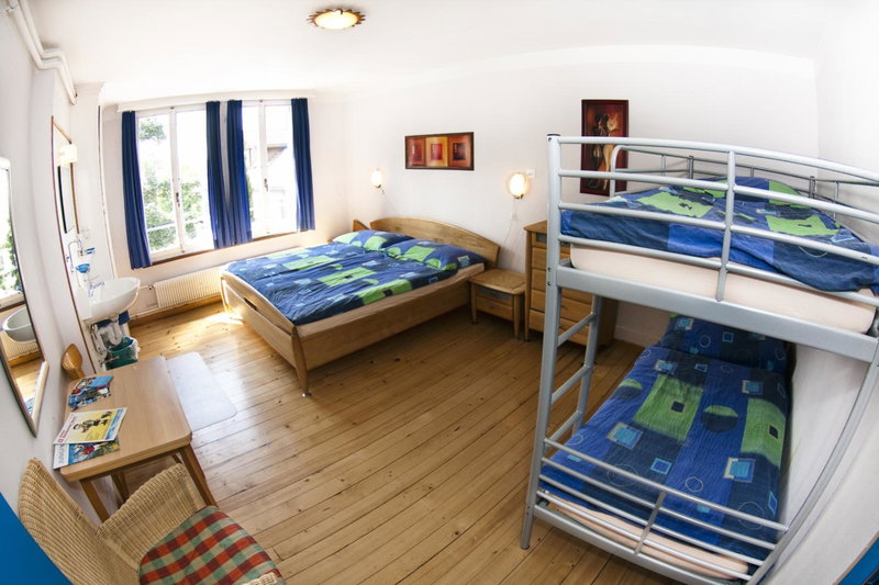 Happy Inn Lodge, Thun, Switzerland