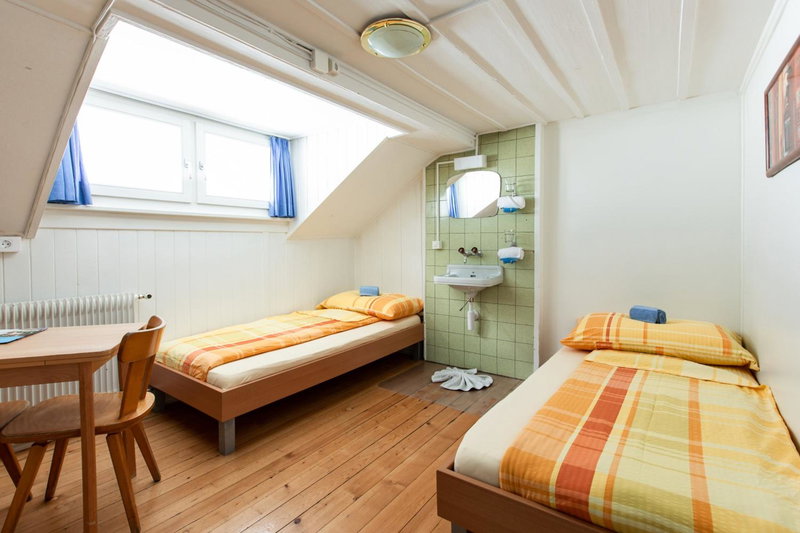 Happy Inn Lodge, Thun, Switzerland
