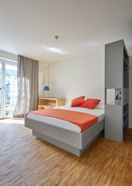 Josephine's Guesthouse - WOMEN ONLY with rooftop and community area, Zürich, Switzerland
