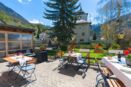 Hotel Alpina, Zernez, Швейцария