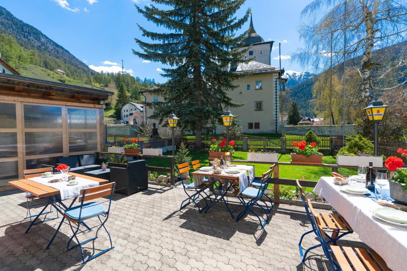 Hotel Alpina, Zernez, Швейцария
