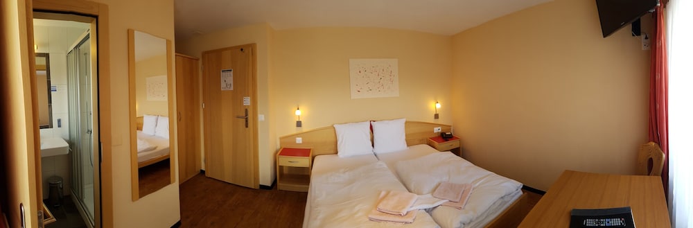Hotel · Europa Annex, Saas-Fee