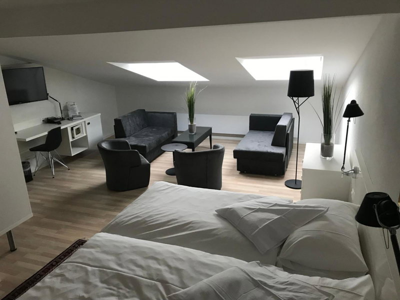 Hotel Hohberg "Next to BBC Arena", Schaffhausen, Switzerland
