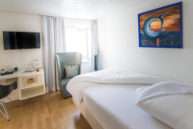 Hotel Hohberg "Next to BBC Arena", Schaffhausen, Switzerland