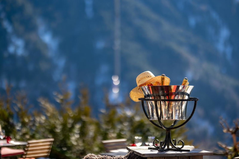 Le Coucou Hotel Restaurant & Lounge-Bar, Montreux, Швейцария