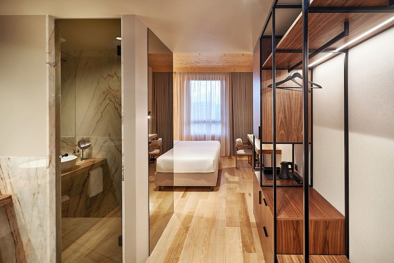 The Log Porto Hotel by Piamonte Hotels, Porto, Portugal