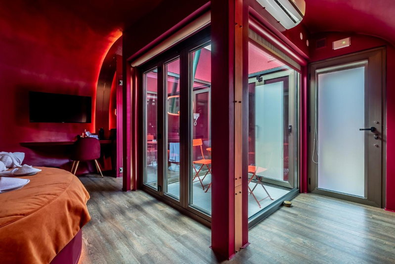 Cherry Sculpture Hotel, Covilha, Portugal