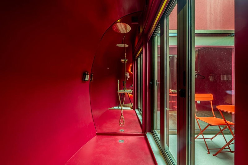 Cherry Sculpture Hotel, Covilha, Portugal