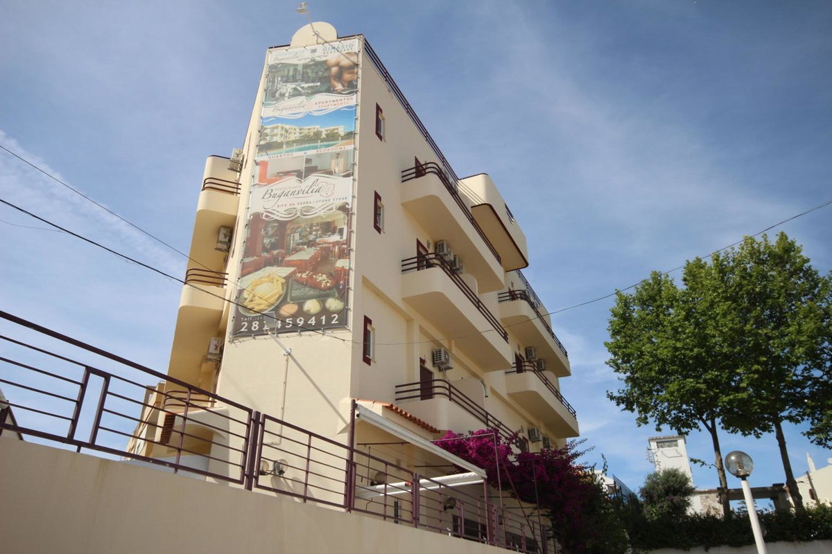 Hotel · Hospedaria Buganvilia Alvor, Portimao