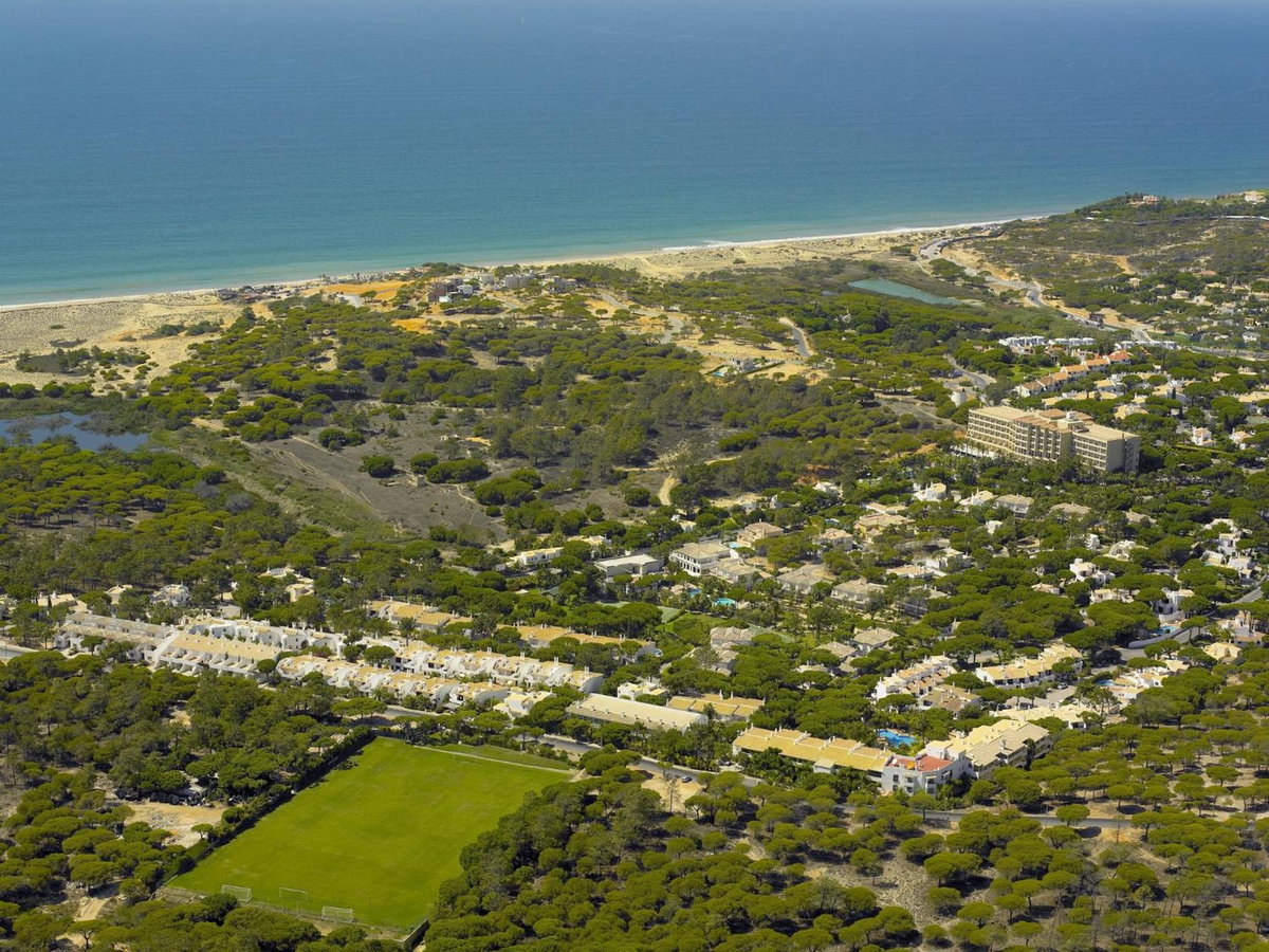 Hotel · Ria Park Hotel & Spa, Quarteira