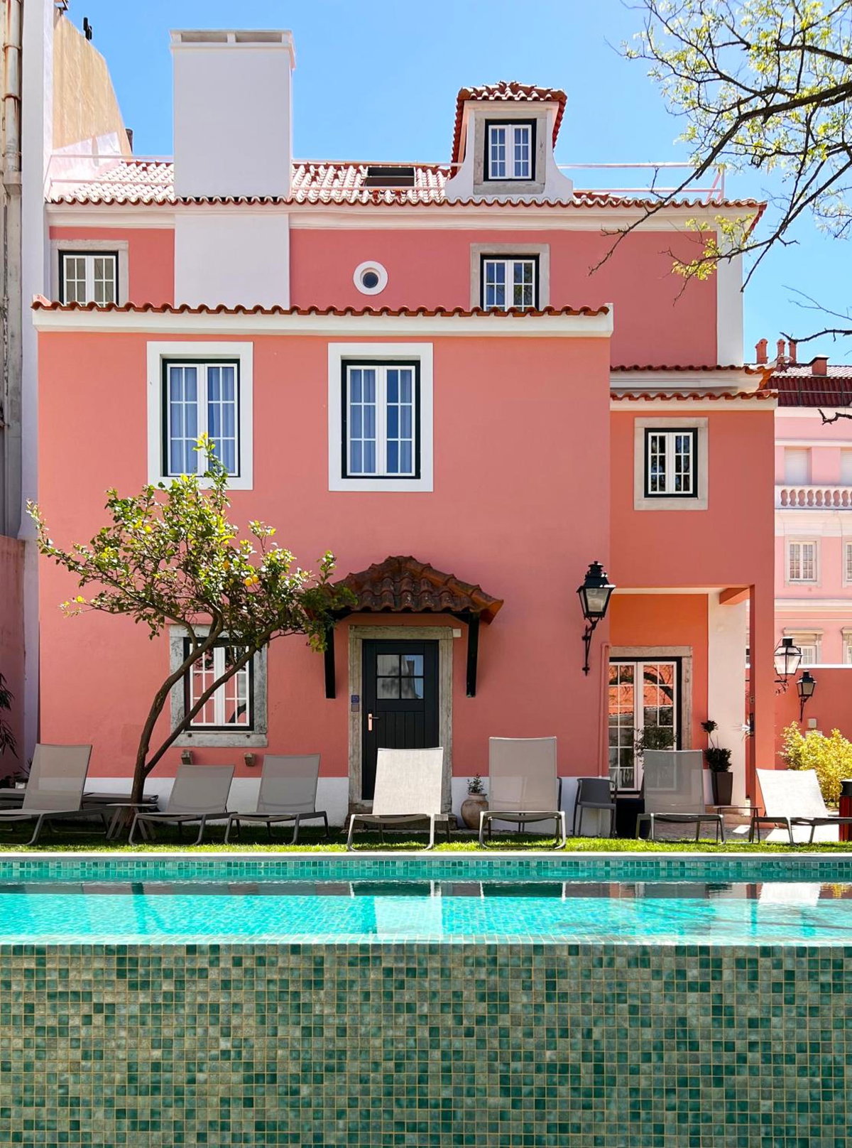 Jardim da Lapa by Shiadu, Portugal