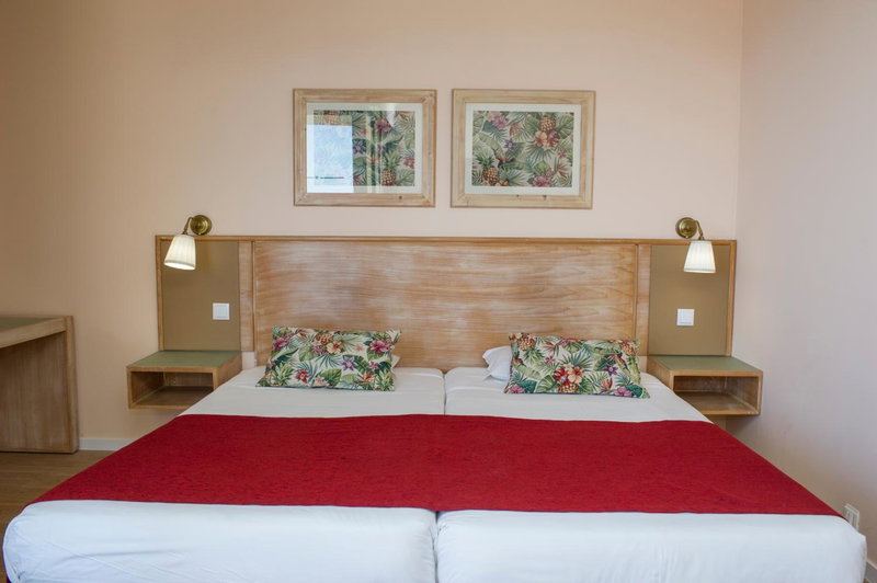 Dorisol Buganvilia Studio Hotel, Sao Martinho, Portugal