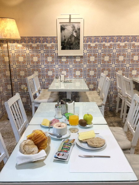 Pensao Central, Matosinhos, Portugal