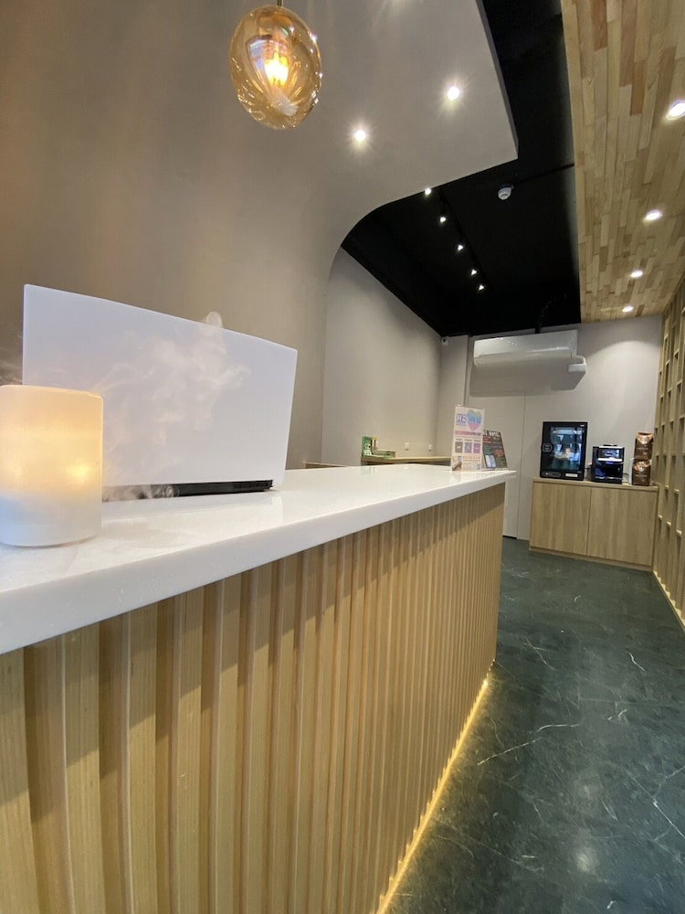 Hz Hotel, Taiwan