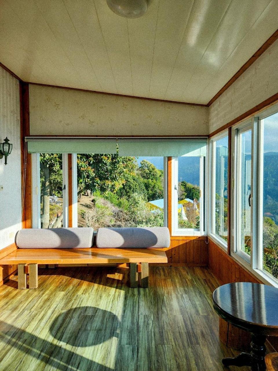 Hotel · Zu Sin Garden B&B, Renai