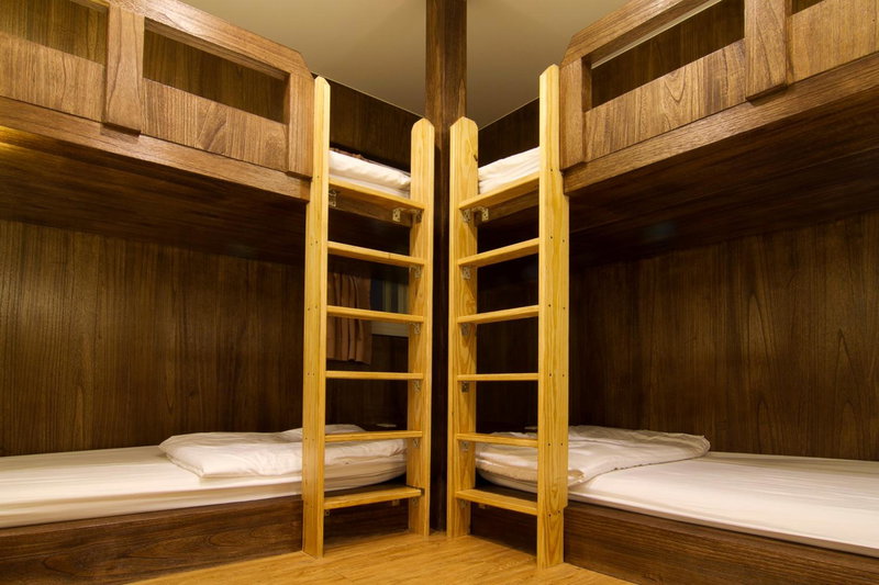 Mr. Lobster’s Secret Den design hostel, Taipei, 台湾