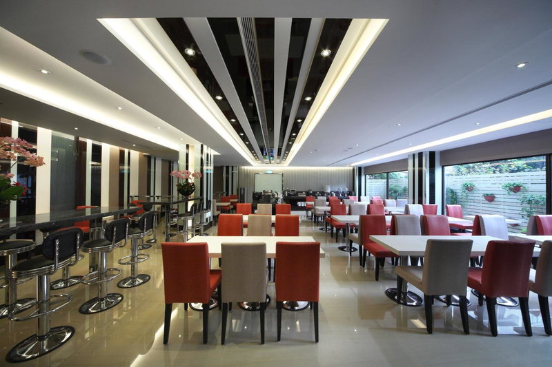宜都大飯店 Idol Hotel, Kaohsiung, Taiwan