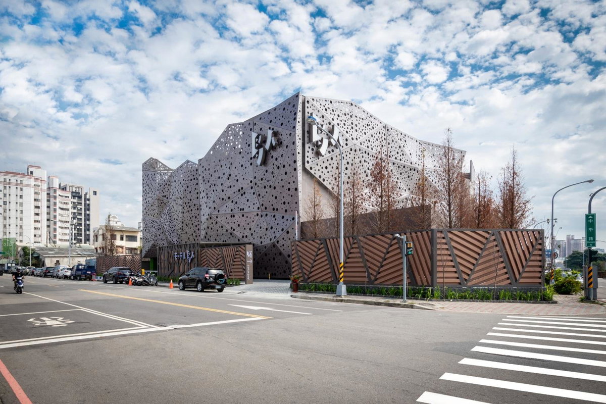 Hotel · Birdman Motel, Taichung