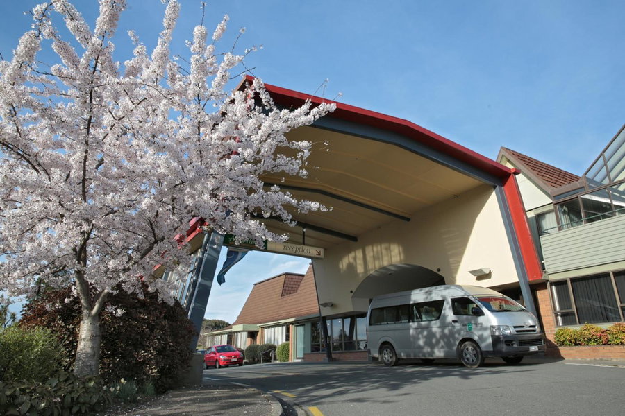 Ascot Park Hotel, Invercargill, New Zealand