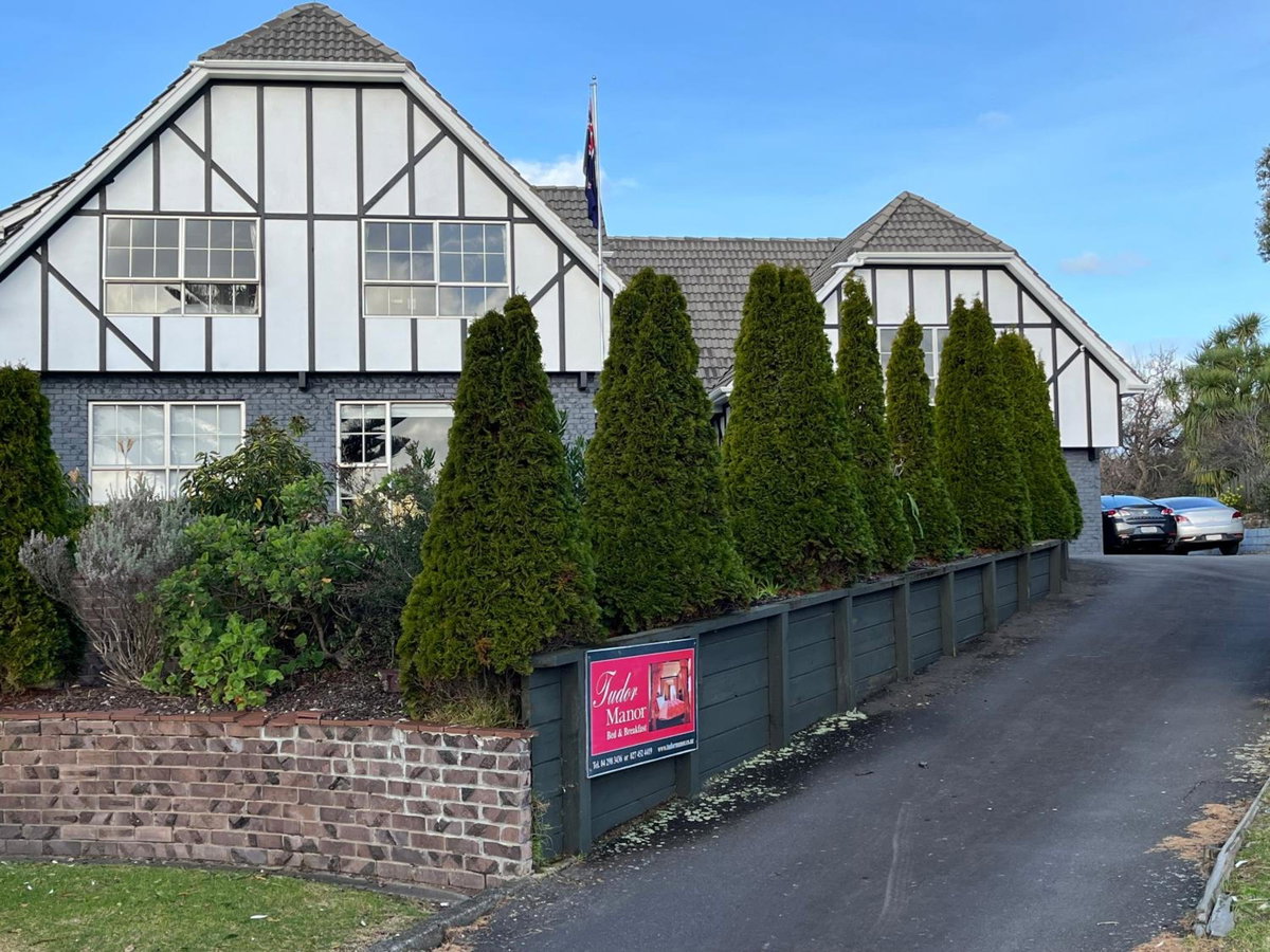 Tudor Manor Bed & Breakfast, New Zealand