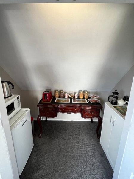 Tudor Manor Bed & Breakfast, Paraparaumu, New Zealand