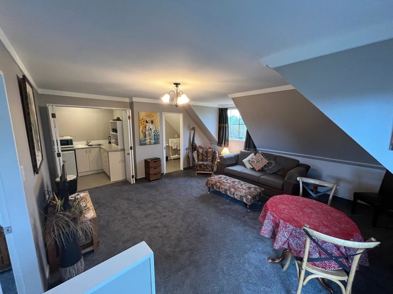 Tudor Manor Bed & Breakfast, Paraparaumu, New Zealand