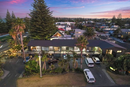 Orewa Beachcomber, North Shore, New Zealand