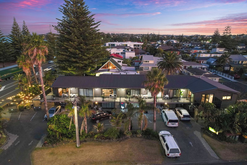 Orewa Beachcomber, North Shore, New Zealand