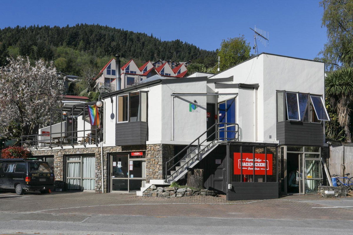 Hotel · Aspen Lodge Backpackers, Queenstown