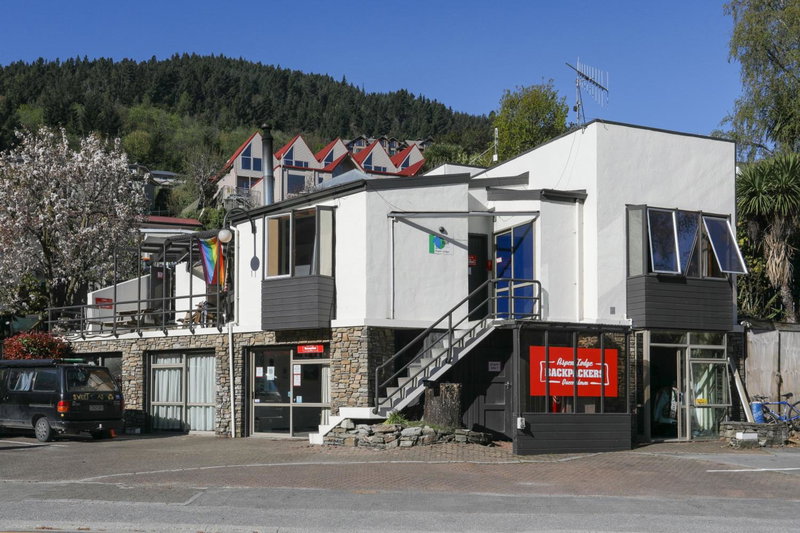 Aspen Lodge Backpackers, Queenstown, New Zealand
