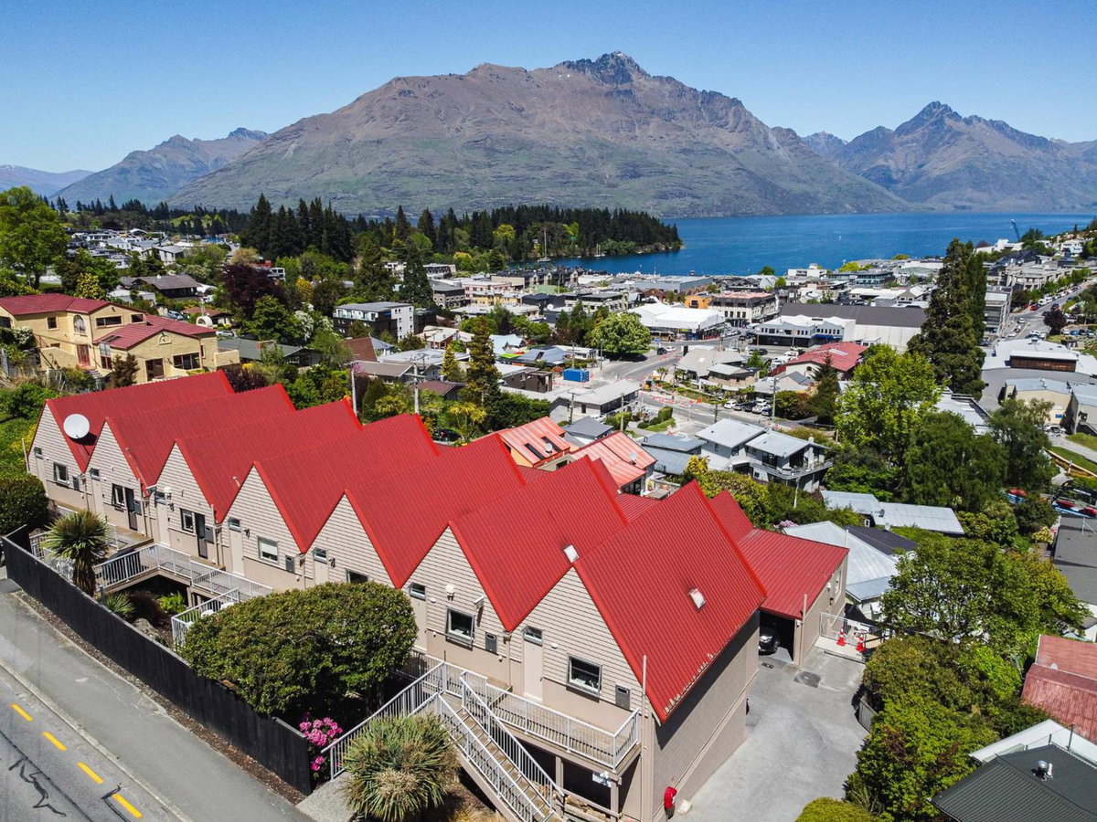 Hotel · Turner Heights Townhouses, Queenstown