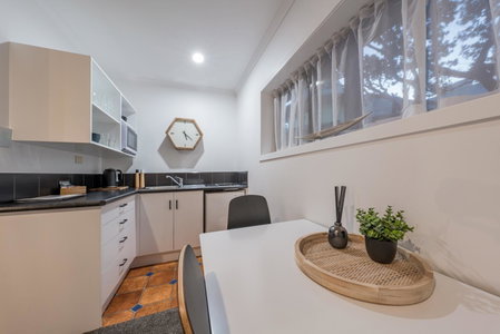 Esplanade Apartments, Dunedin, New Zealand
