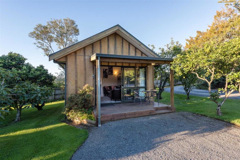 Kerigold Secluded Chalets Motel, Kerikeri, New Zealand