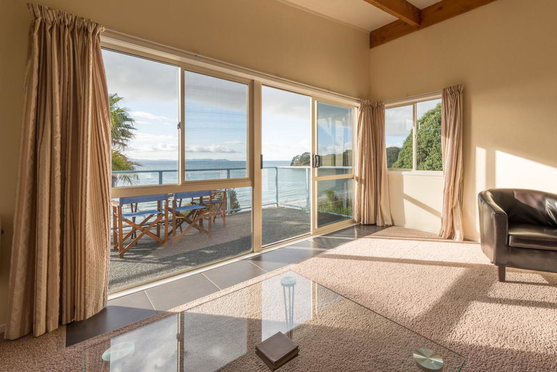 By the Bay Beachfront Apartments, Mangonui, Nouvelle-Zélande