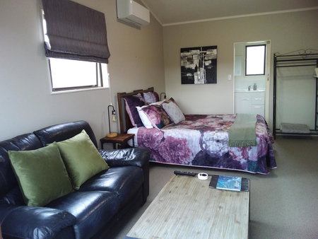Chris and Dave's B & B, Otorohanga, New Zealand