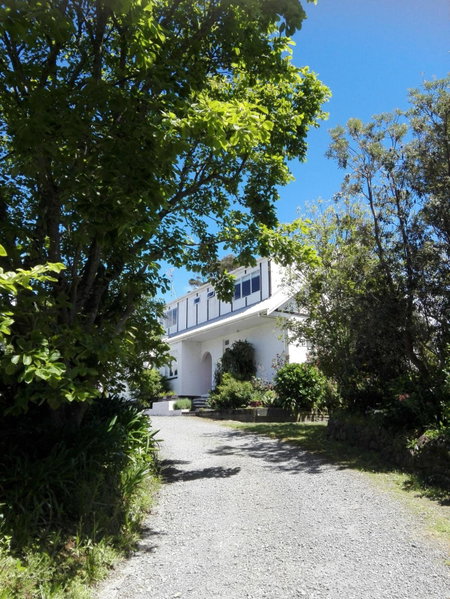 Purple Hen Country Lodge, Katikati, New Zealand