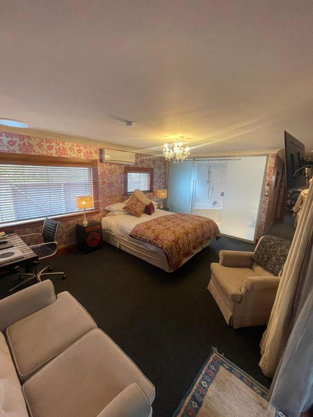 Nice Hotel, New Plymouth, New Zealand