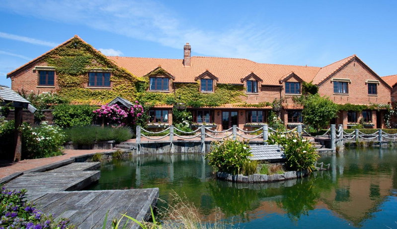 Grand Arden Monaco Nelson, Stoke, New Zealand