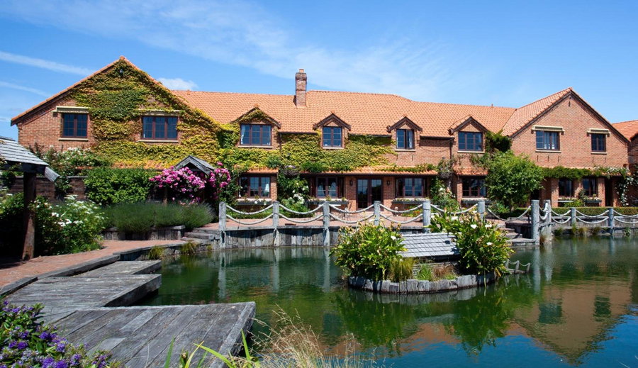 Grand Arden Monaco Nelson, Stoke, New Zealand
