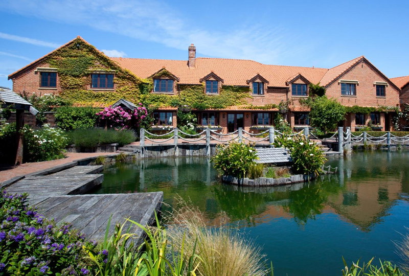 Grand Arden Monaco Nelson, Stoke, New Zealand