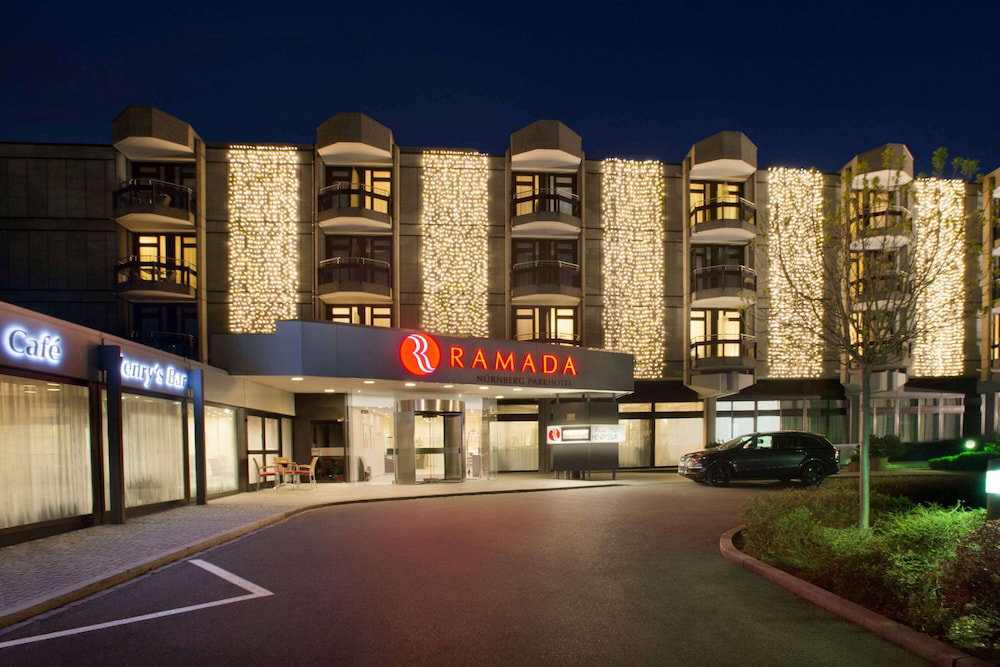 Hotel · Ramada by Wyndham Nuernberg Parkhotel, Nuernberg