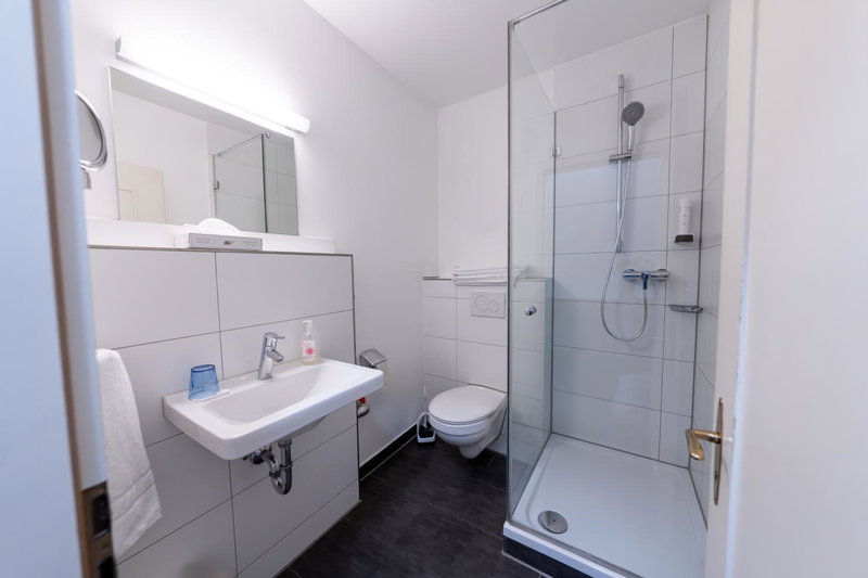 Hotel Bergbauer mit Late-Self-Check-IN, Neuburg an der Donau, Germany