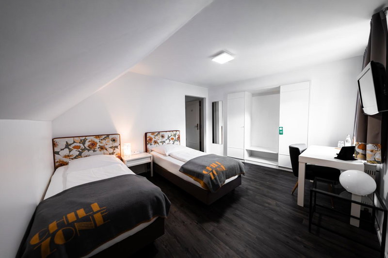 Hotel Bergbauer mit Late-Self-Check-IN, Neuburg an der Donau, Germany