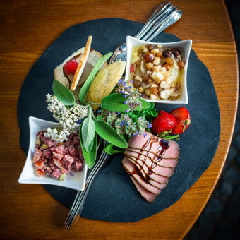 Breuer's Rüdesheimer Schloss, Bingen am Rhein, Germany
