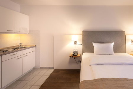 Downtown Vi Vadi Hotel, Munich, Germany