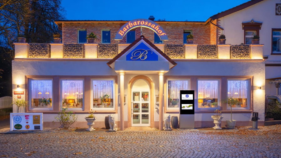 Hotel-Restaurant Barbarossahof, Kaiserslautern, Germany