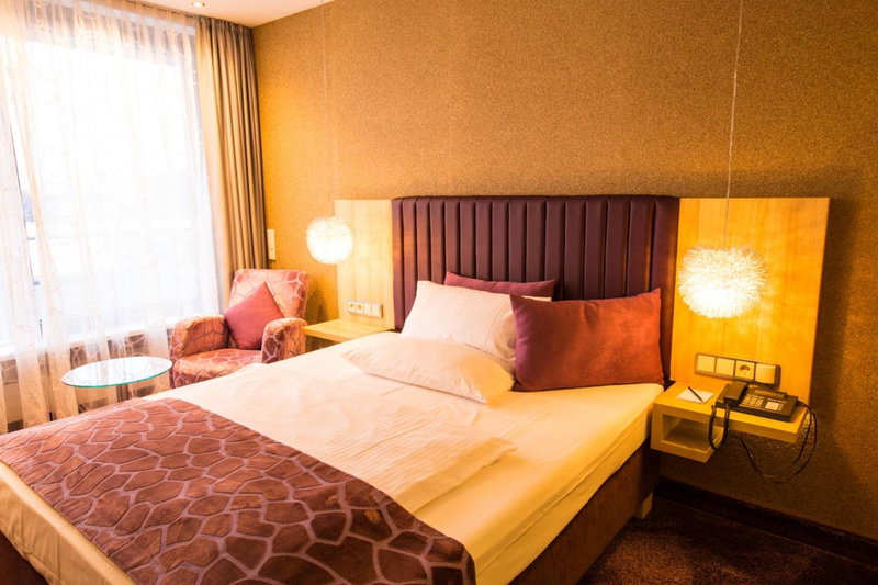 Top Hotel Hammer - KLIMATISIERT Mainz Hauptbahnhof, Mainz, Germany