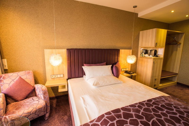 Top Hotel Hammer - KLIMATISIERT Mainz Hauptbahnhof, Mainz, Germany
